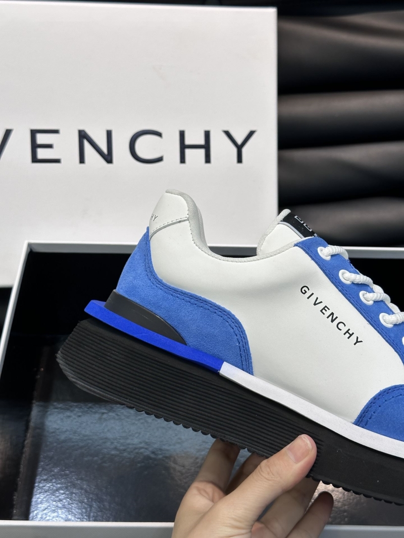 Givenchy Sneakers